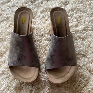 Stylish sandals. Used a few times. Size 9